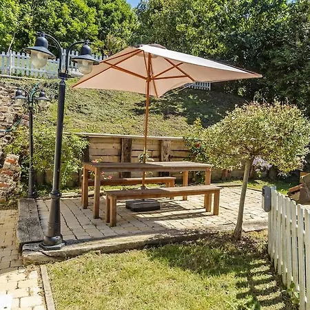 Domaine De La Calotine Classe 4 Etoiles بيت للعطل *