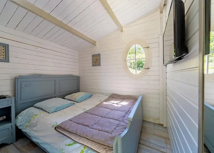 Domaine De La Calotine Classe 4 Etoiles Feriehus *