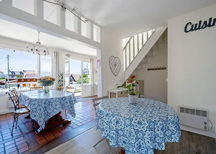 Domaine De La Calotine Classe 4 Etoiles Feriehus *