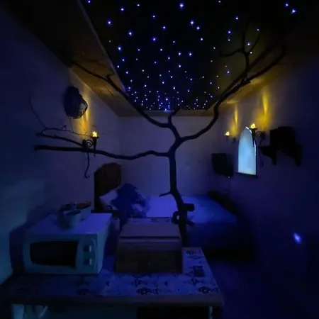 Domaine De La Calotine Classe 4 Etoiles בית נופש *