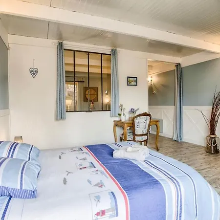 בית נופש Domaine De La Calotine Classe 4 Etoiles