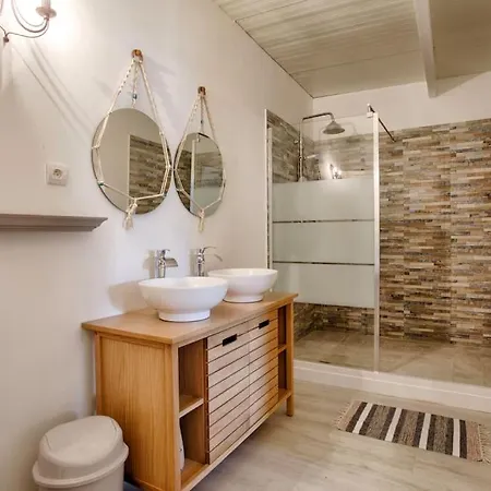 Domaine De La Calotine Classe 4 Etoiles