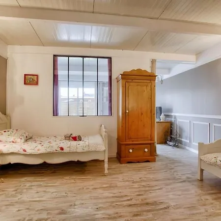 בית נופש Domaine De La Calotine Classe 4 Etoiles *