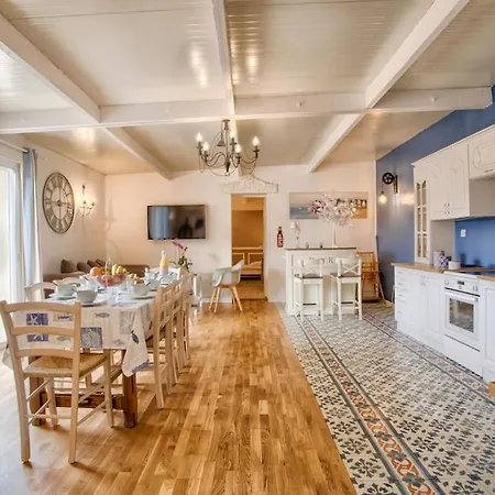 Domaine De La Calotine Classe 4 Etoiles *