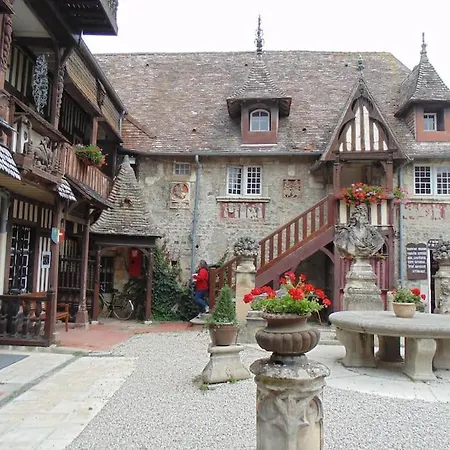 Domaine De La Calotine Classe 4 Etoiles