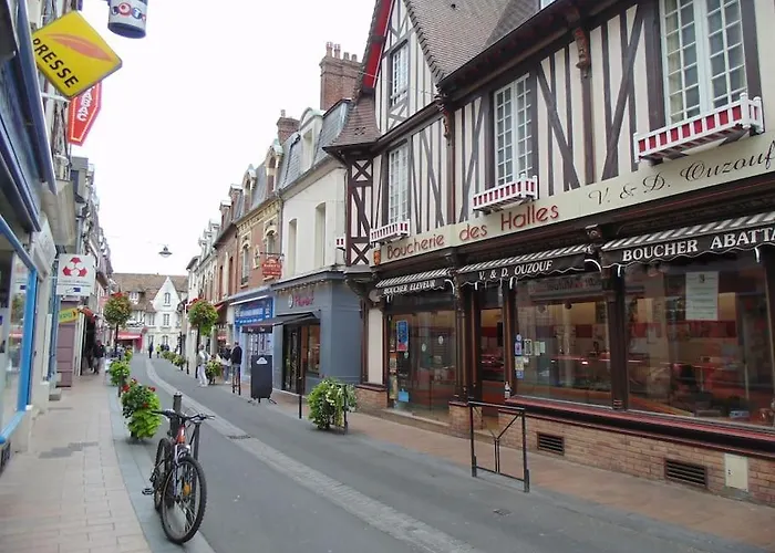 Domaine De La Calotine Classe 4 Etoiles * ديف-سو-مير